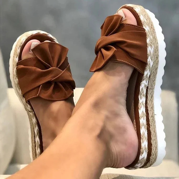 Sandals Luna Breeze